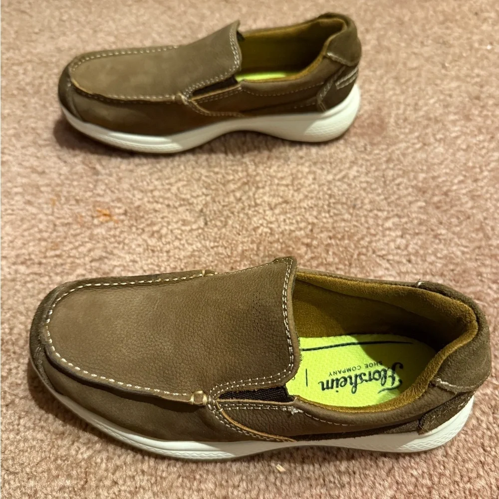 NWOT Florsheim Tan Kids Moccasins
